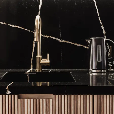 Highstay - Luxury Serviced - North Marais 1