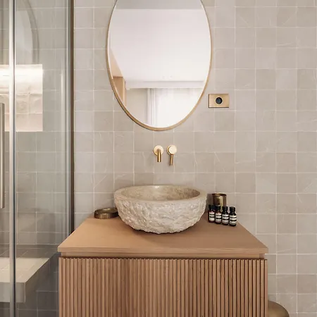 Highstay - Luxury Serviced - North Marais 1