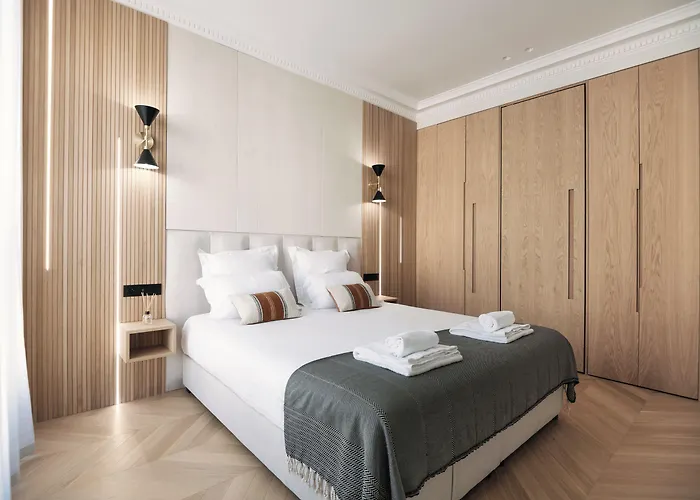 Highstay - Luxury Serviced - North Marais 1 *