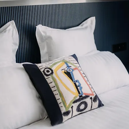 Apartment Highstay - Luxury Serviced - North Marais 1 *